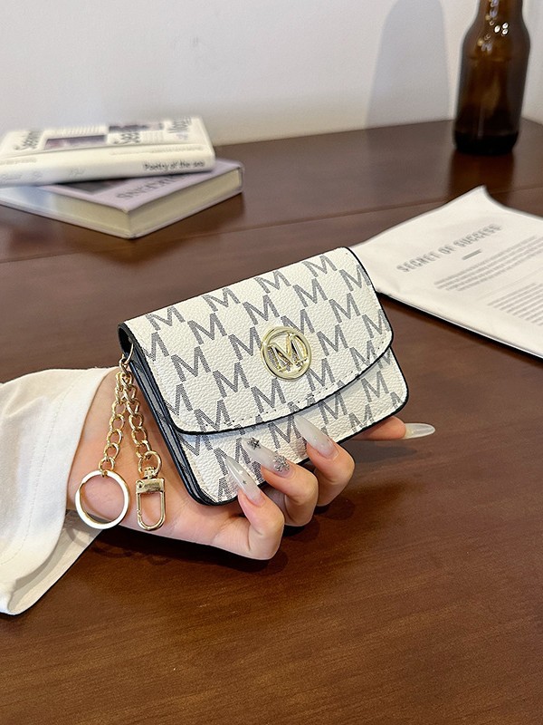 Retro Monogram Print Faux Leat - đánh giá và giá Monogram Keychain Leather