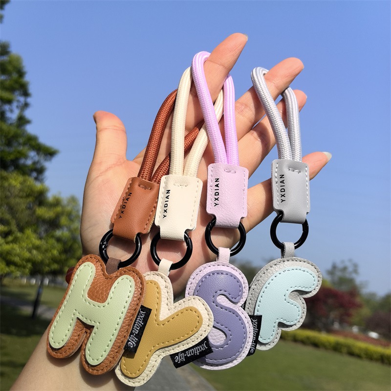 A To Z Leather Initials Keycha - đánh giá và giá Monogram Keychain Leather