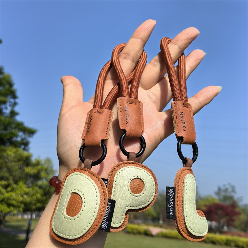 A To Z Leather Initials Keycha - đánh giá và giá Monogram Keychain Leather