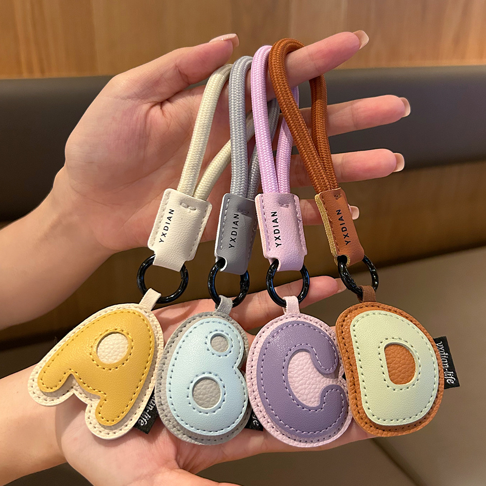 A To Z Leather Initials Keycha - đánh giá và giá Monogram Keychain Leather